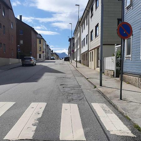 Apartmán Near Brosundet, Newly Refurnished, Free Street Parking Ålesund Exteriér fotografie